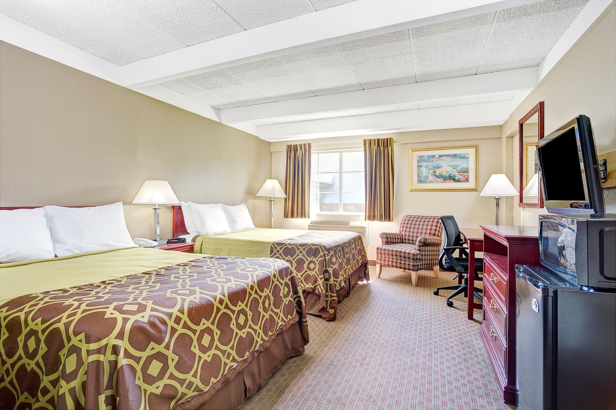 Travelodge By Wyndham Iowa City Kültér fotó